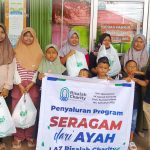 LAZ Risalah Charity Ajak Anak Yatim Belanja Seragam Dari Ayah